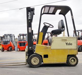 Yale Pneumatic Electric Erp035 3500lb All Forklift Lift Truck photo