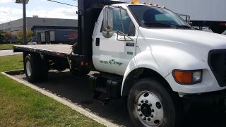 2000 Ford F 650 Duty photo