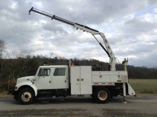 1999 International 4700 Dt466 photo