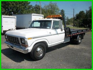 1978 Ford F350 Ranger Xlt Flat Bed Tow Truck photo