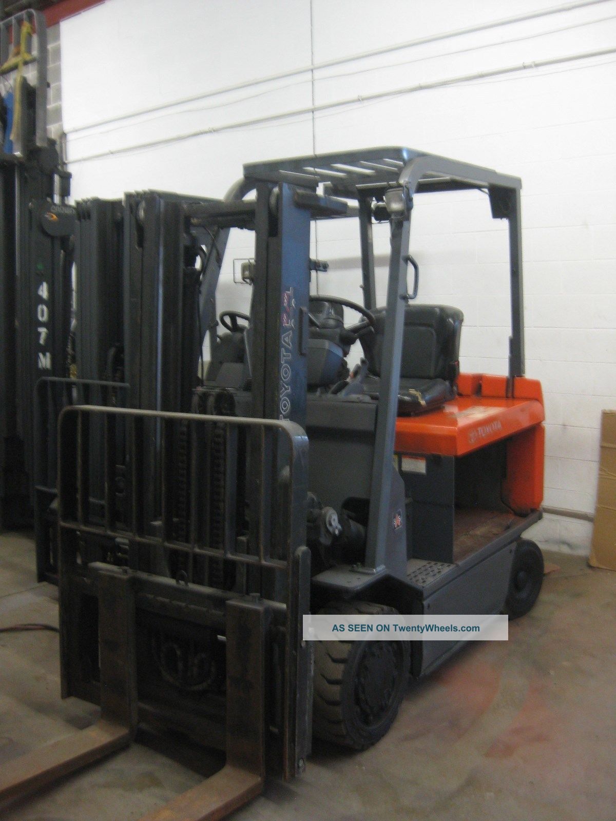 Toyota 7fbcu35 Electric Forklift - 7,  000 Lb Lift Capacity - Chassis Only Forklifts photo