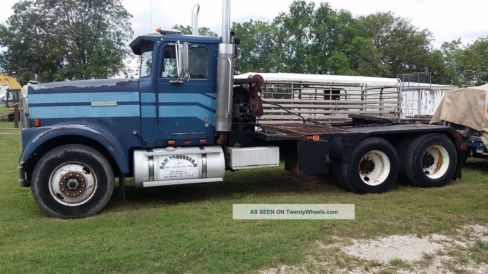 1985 International 9370 Daycab Semi Trucks photo