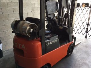 Forklift: Toyota Model 7fbcu15 (2005) 2,  500lbs Capacity - Perfect Condition photo