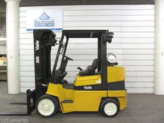 2004 ' Yale 8,  000 Lb Cushion Forklift,  Lp Gas,  Three Stage,  Sideshift,  3,  219 Hrs photo