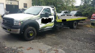 2005 Ford F550 photo