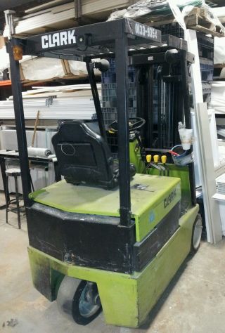 Forklift,  Clark,  Electric 36 Volts,  2475 Lbs Capacity photo