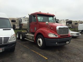 2008 Freightliner Cl12064st - Columbia 120 photo