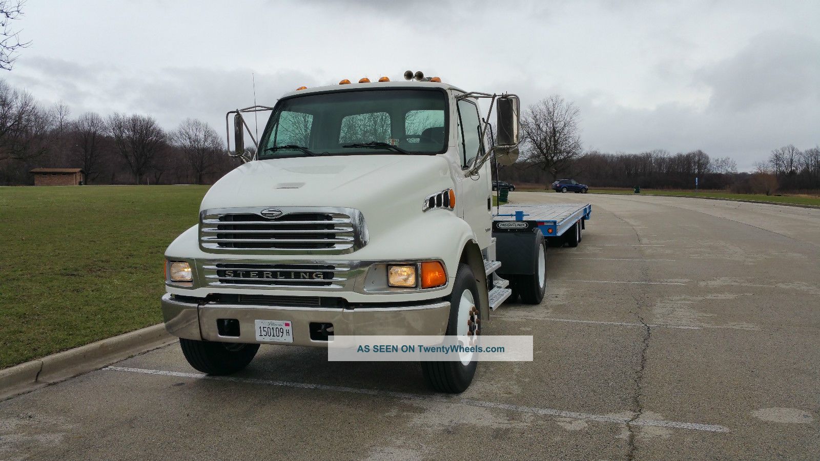 2001 Sterling Freighliner Single Axle Day Cab Acterra M2 & Hydraulic