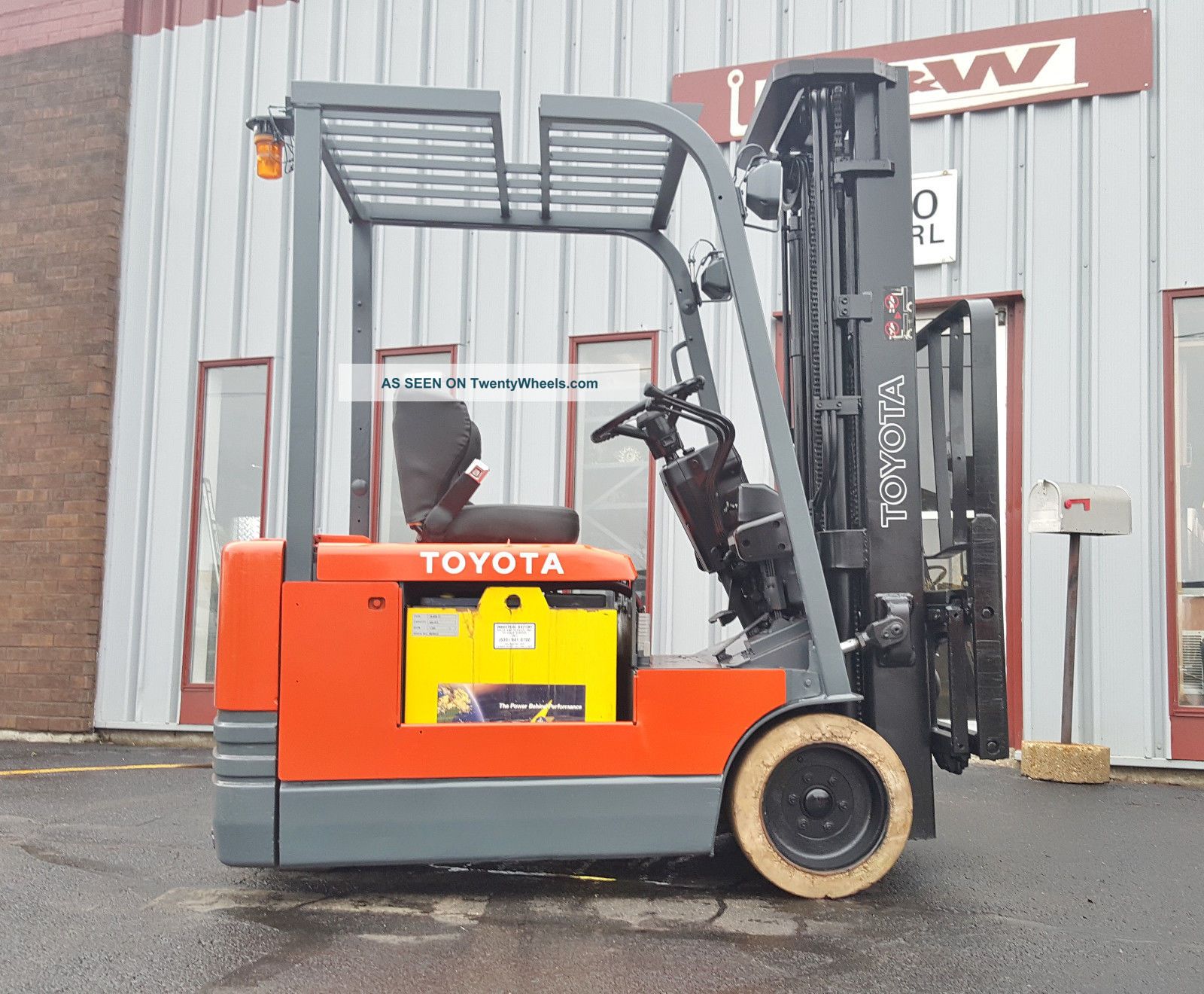 Toyota Electric 5fbe15 3 Wheeler 3000lb Forklift Lift Truck Forklifts photo
