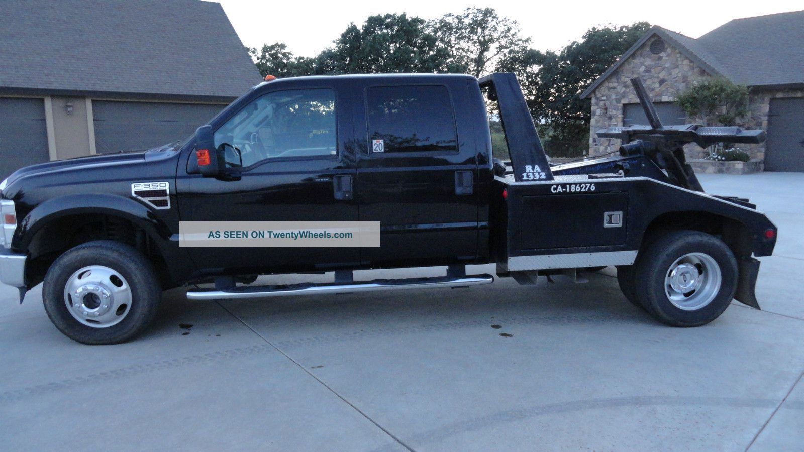 2008 Ford F350 Crew Cab 4x4 Dually Wreckers photo