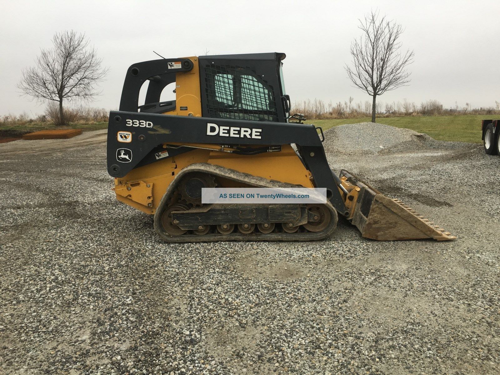 John Deere 333d Rubber Track One Owner Less Than 560 Hours Skid Steer Loaders photo