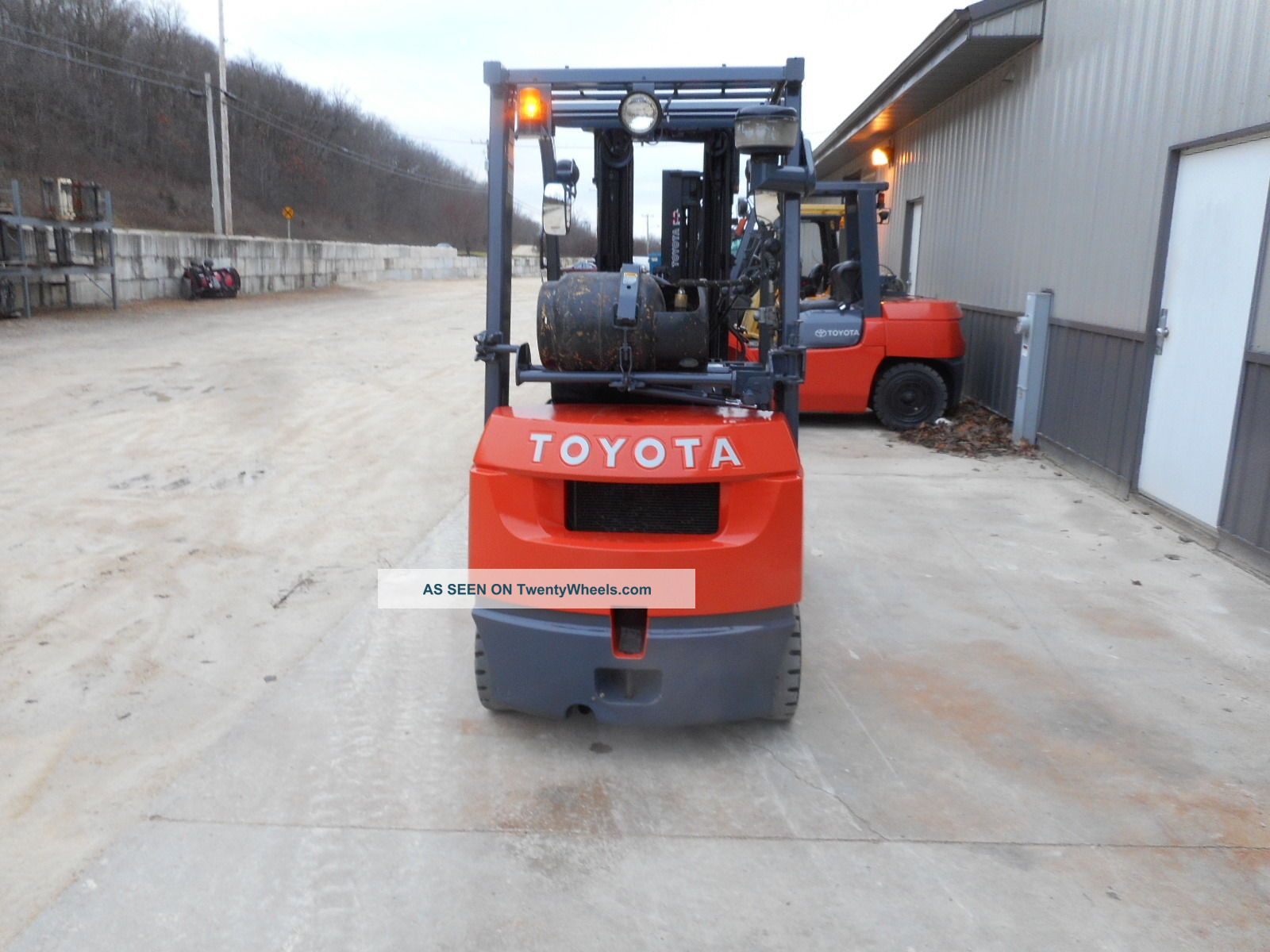 Toyota 7fgu15 Pneumatic Tire Forklift Lift Truck