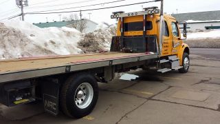 2013 Freightliner M102 photo