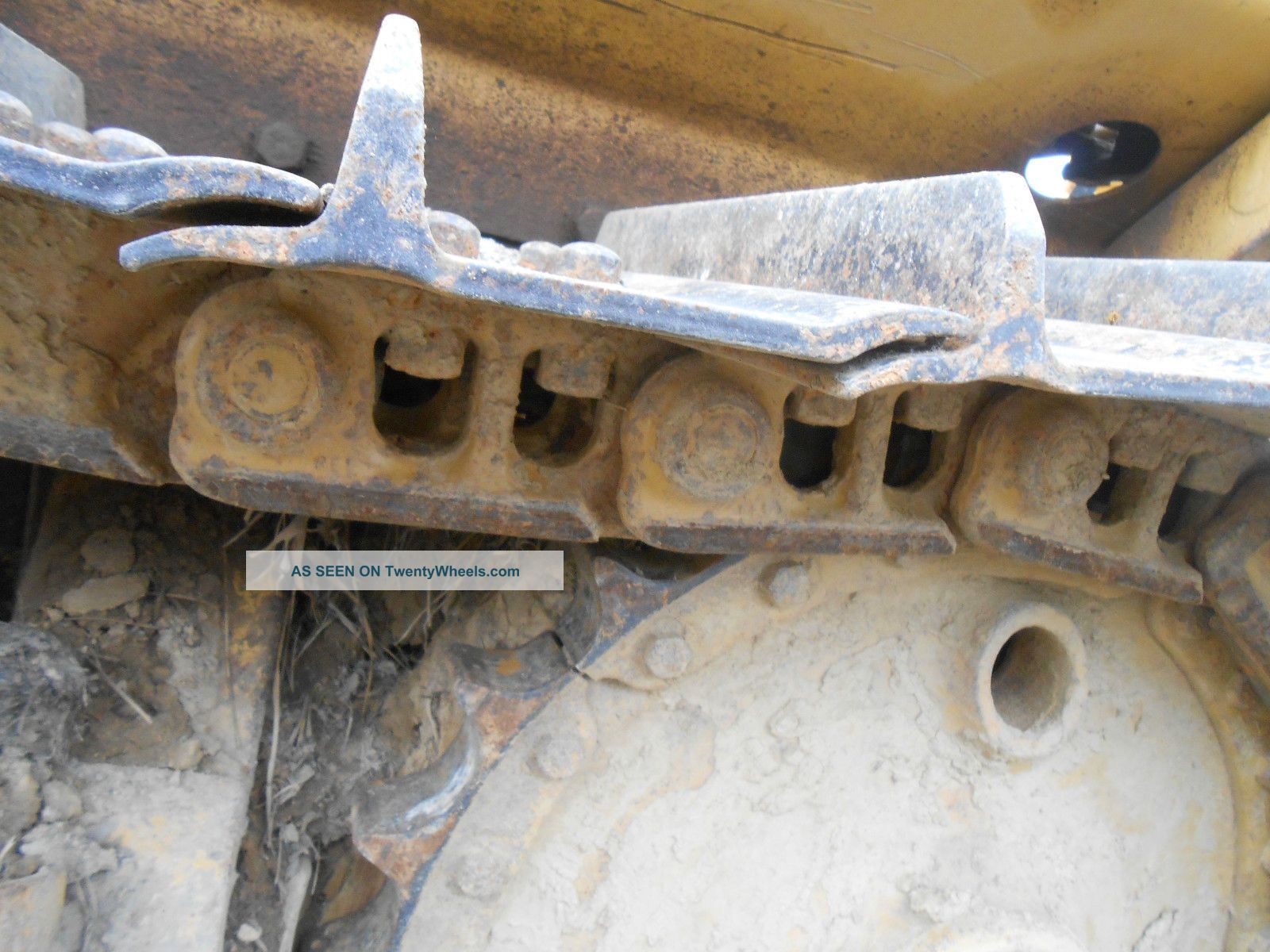 Cat D3b 6 Way Blade 85% Under Carriage In Pa Crawler Dozers & Loaders photo