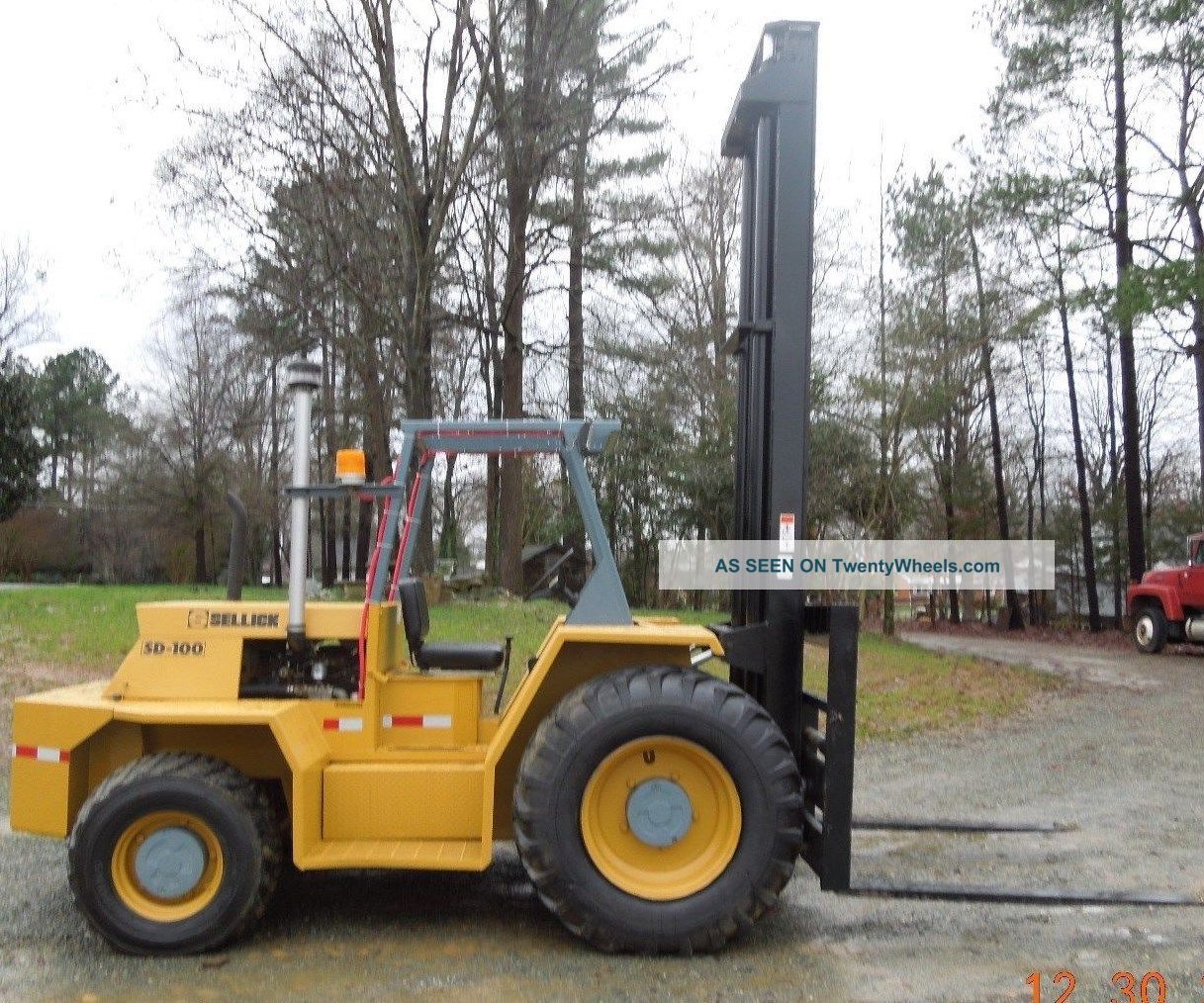 Sellick Sd - 100 Rough Terrain,  10,  000lb.  Capacity,  20 ' 8 