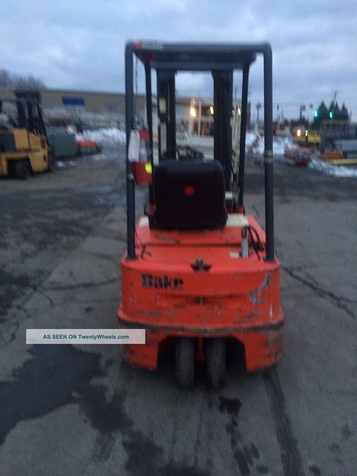 Baker 3000lb Cap 3 Wheel Electric Forklift 42 " Forks 15 ' Lift Works Great