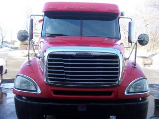 2007 Freightliner photo