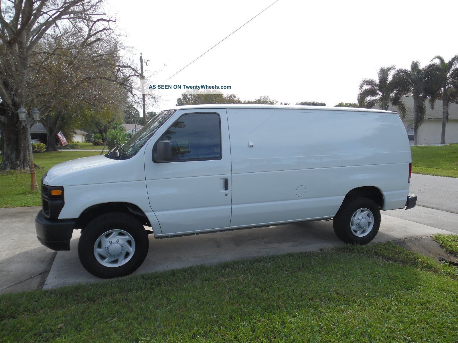 2008 Ford E350 Delivery / Cargo Vans photo
