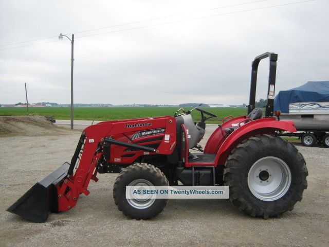 2014 Mahindra 5010 Tractor,  4wd,  Ml151 Quick Attach Front Loader 49hp, Tractors photo