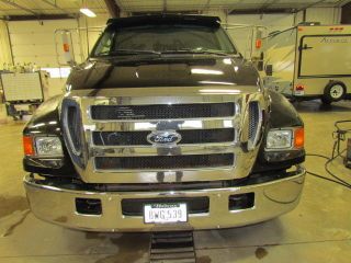 2005 Ford F - 650 photo