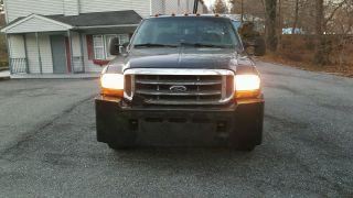 2000 Ford F550 photo