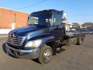 2010 Hino 258 Rollback Tow Truck photo