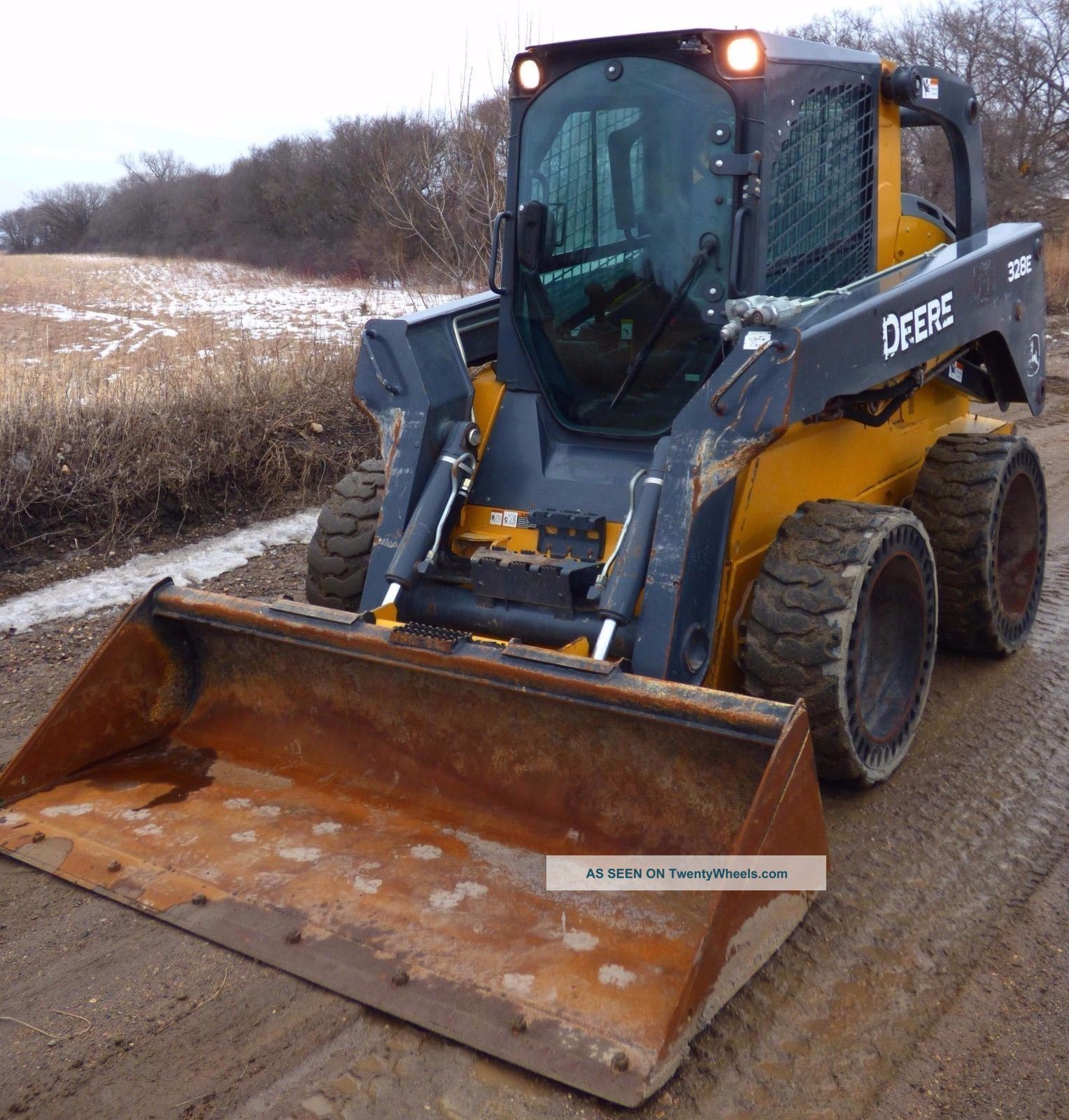 2014 John Deere 328e Skidsteer Loader Deluxe Enclosed Cab Heat/ac Skid Steer Loaders photo