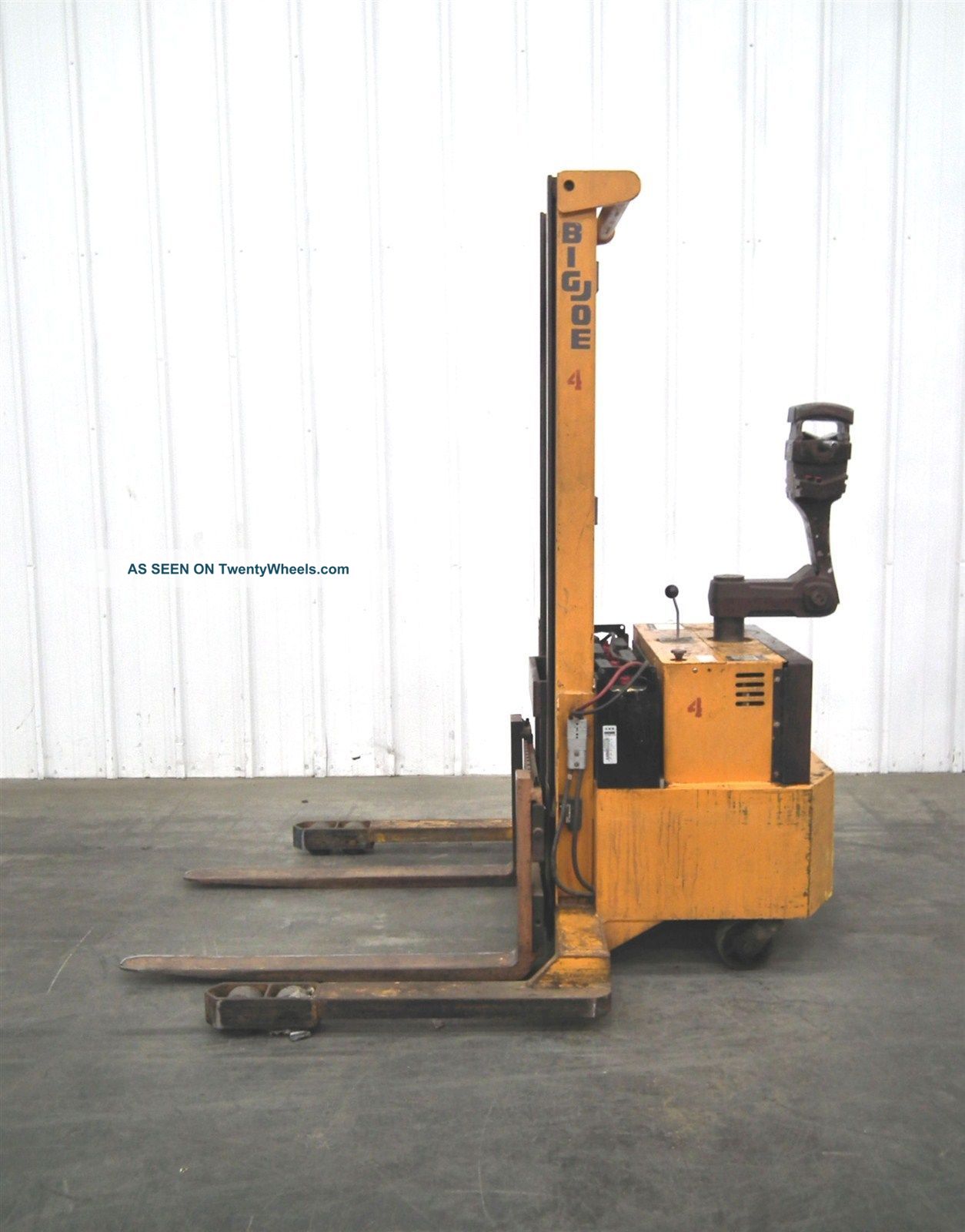 Big Joe Walk Behind Forklift 3000 L 12 Volt Truck Type E Battery E583