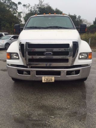 2012 Ford F 650 photo