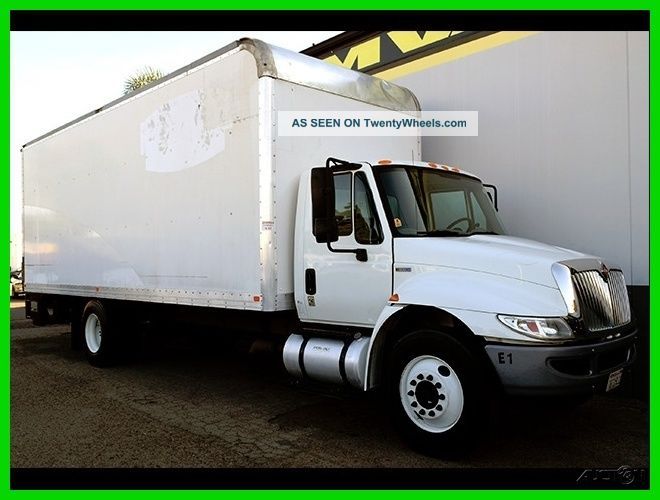 2012 International Dura Star 4300 Box Trucks / Cube Vans photo