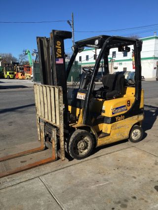 2008 Yale Forklift 5000lbs photo