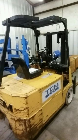 Tcm Forklift Works (bad Battery) photo
