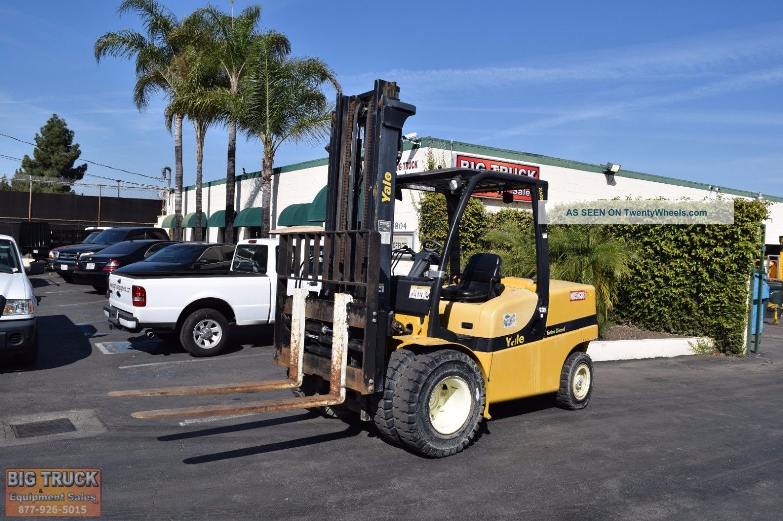 2008 Yale Gdp100vxncgv111 10,  200lb Forklift Only 940 Hours Forklifts photo