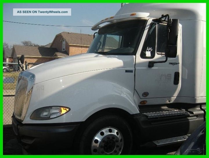 2011 International Prostar+ Sleeper Semi Trucks photo