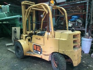 Yale Forklift Pneumatic Gasoline 8000 Chrysler Hyster Tow Motor photo