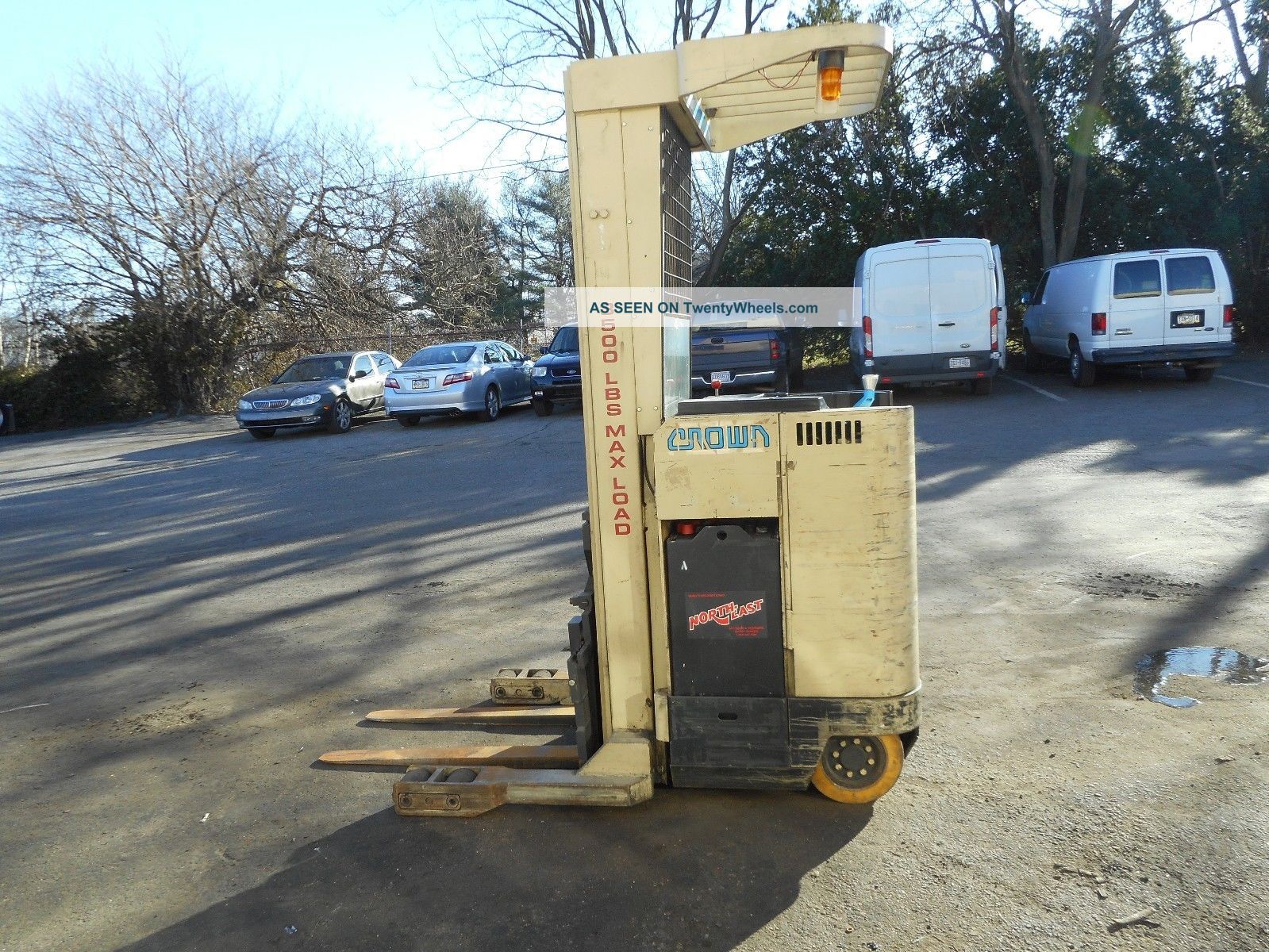 1986 Crown Reach Truck 3500 Lbs Capacity Forklifts photo