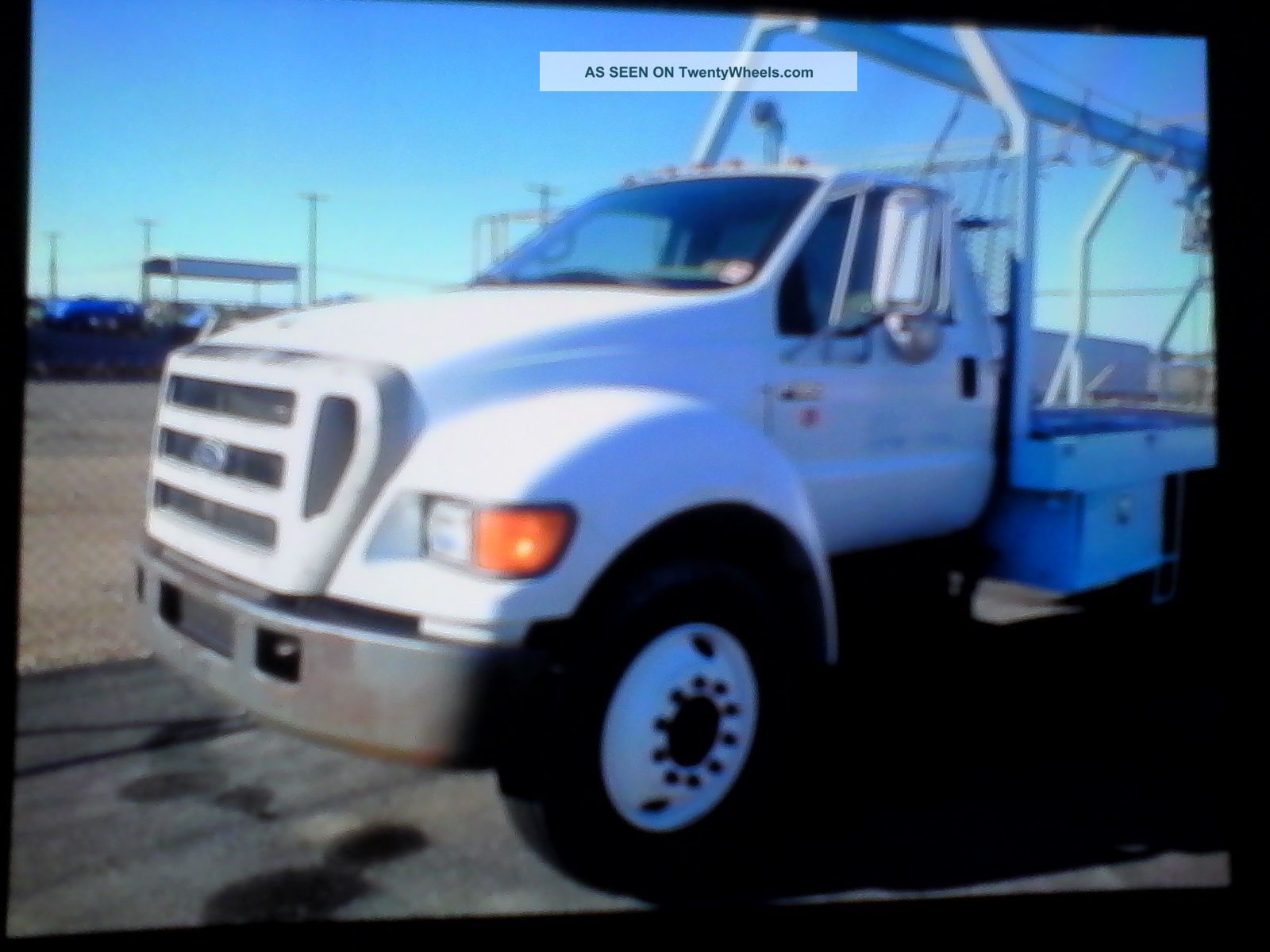 2004 Ford F650 Utility / Service Trucks photo