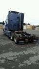 2005 Volvo 670 Sleeper Semi Trucks photo 8