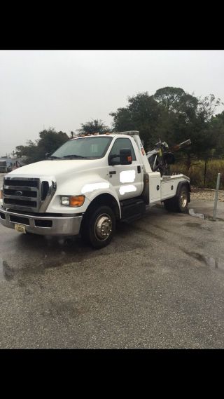 2012 Ford F - 650 photo