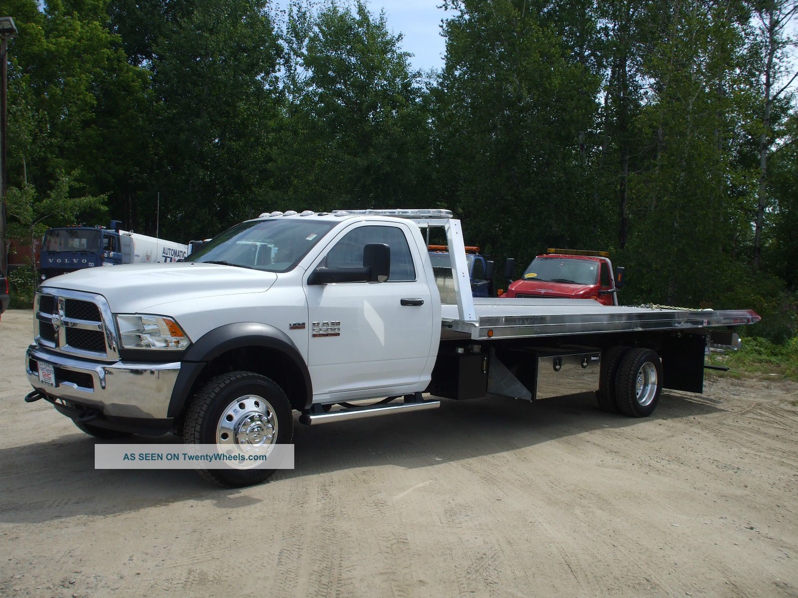 2015 Dodge Ram 5500 4x4 With 6.  4 Hemi Gas 21 ' Bed Flatbeds & Rollbacks photo
