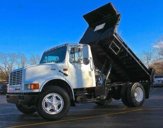1995 International Dump Truck photo