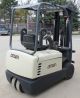 Crown Model Sc4040 - 35 (2000) 3500lbs Capacity Great 3 Wheel Electric Forklift Forklifts photo 2