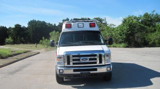 2012 Ford Ambulance photo