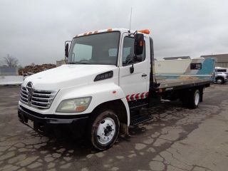 2006 Hino 258 21 ' Jerr Dan Rollback Tow Truck photo