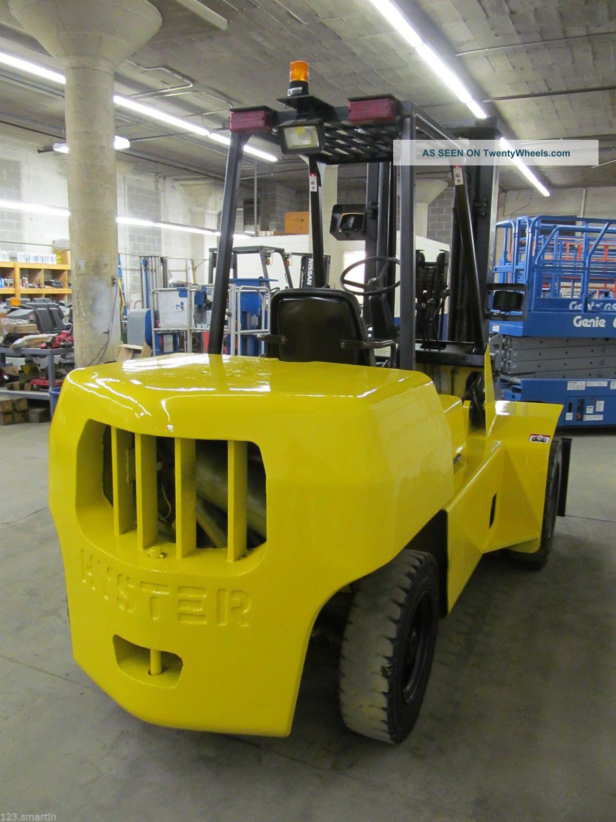 1998 ' Hyster H90xl, 9, 000 Forklift, Pneumatic, Gas Engine, Two Stage