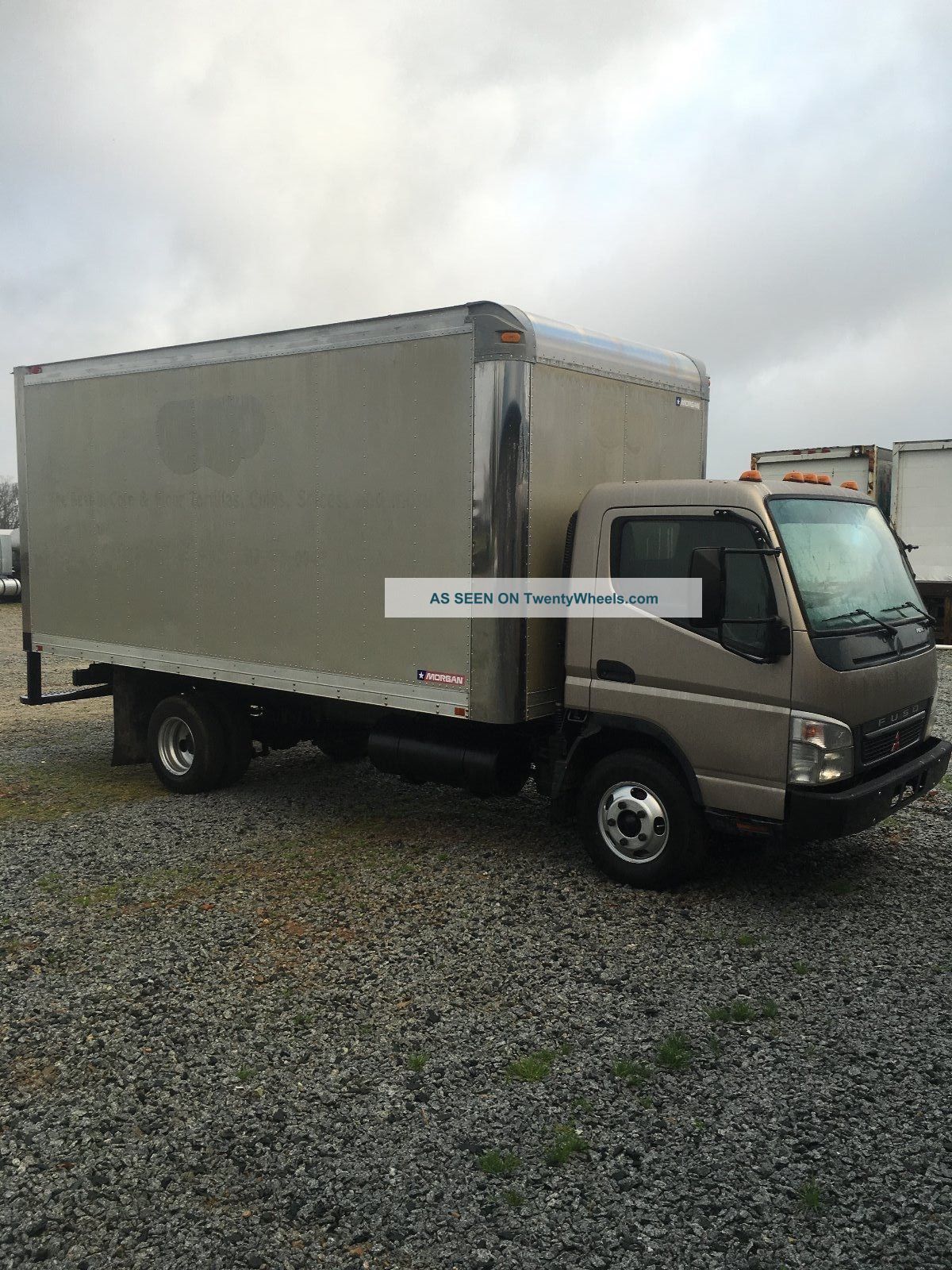2007 Mitsubishi Fe 140 Box Trucks & Cube Vans photo