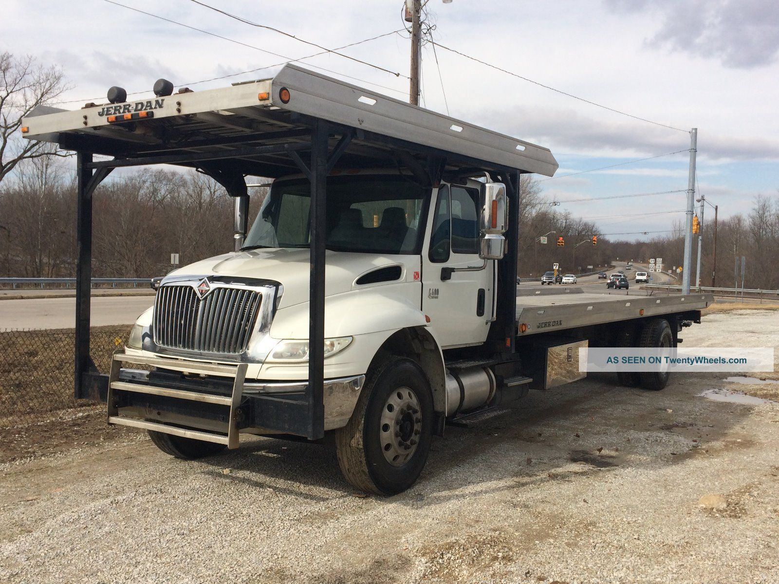 2006 International 4400 Flatbeds & Rollbacks photo