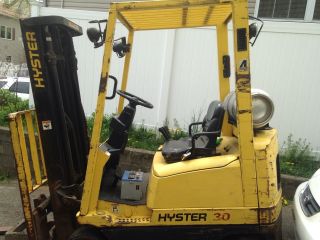 Forklift photo