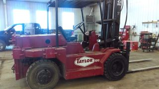 Taylor Y10ws 10000lb Capacity Forklift photo