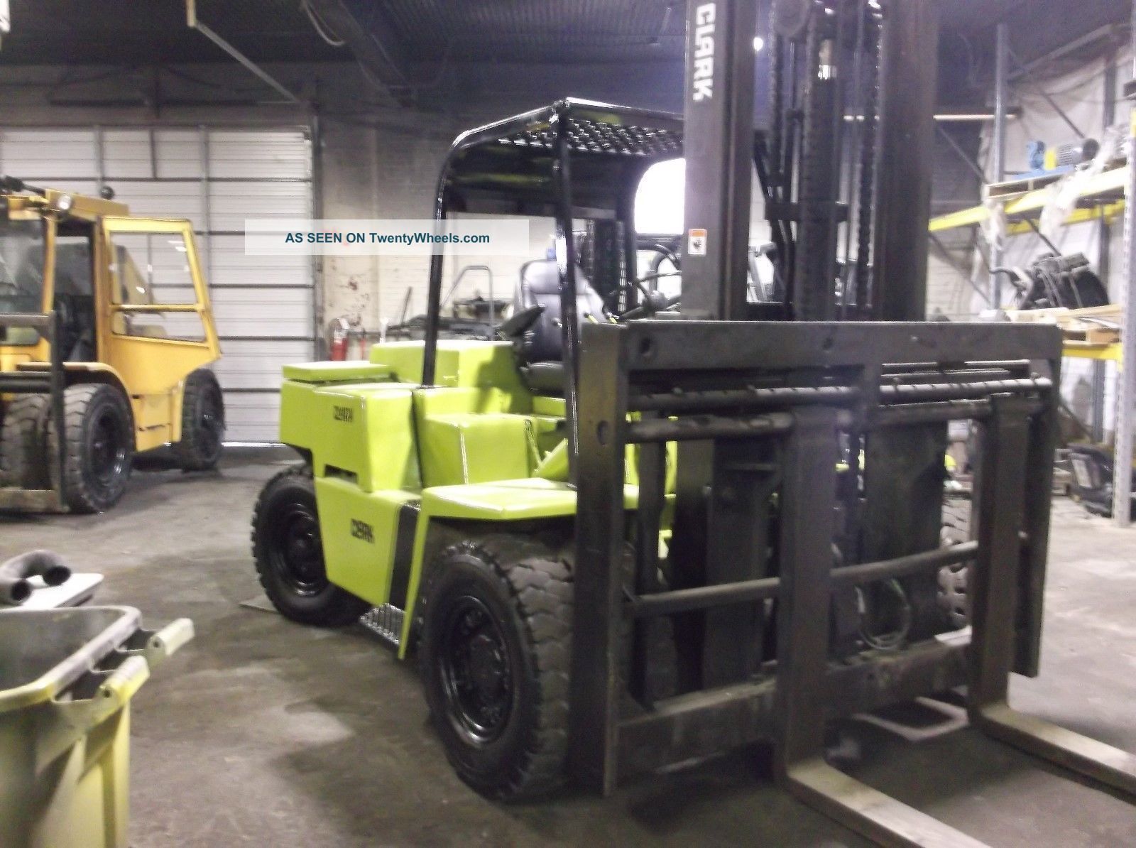 Clark 10, 000 Lb Pneumatic Dual Drive Diesel Forklift With Side Shift